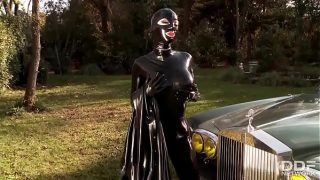 Rubber Goddess Lucy Stuffs Her Pussy With A Big Dick Right Outside For Everyone To See