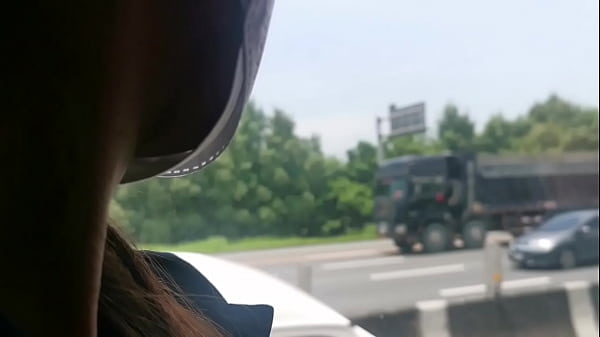 Asian Pinay Gets Herself Off On The Public Bus