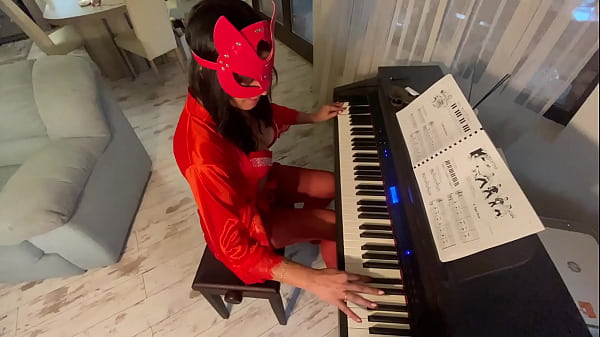 Milfycalla’s Hot Lessons: Getting Pounded By The Piano Teacher’s Thick Cock