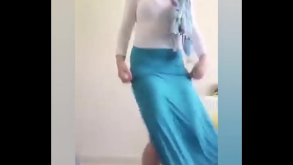 Watch Those Hips Move, That Arab Dance Makes Me Fucking Hard.