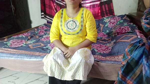 Bengali Bhabhi Gets Wild The Moment Her Husband Leaves The House