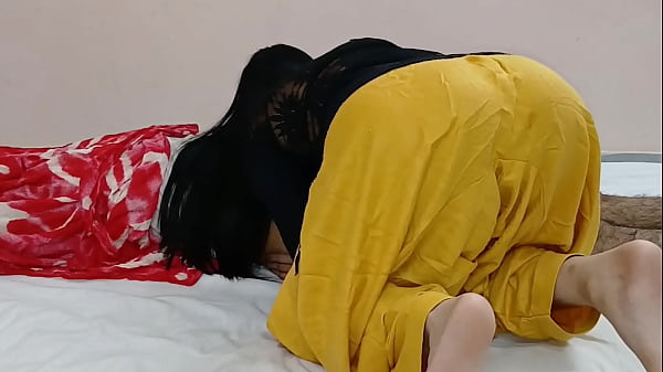 Bhabhi’s Tight Pussy Getting Fucked Hard In A Hot Hindi Sex Clip