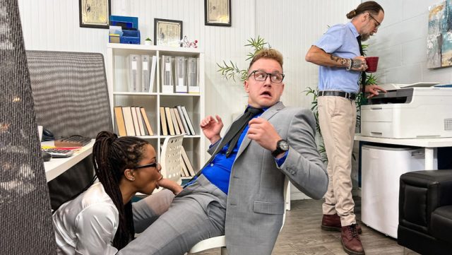Working Late Feels Great – Getting Fucked Hard On The Office Desk