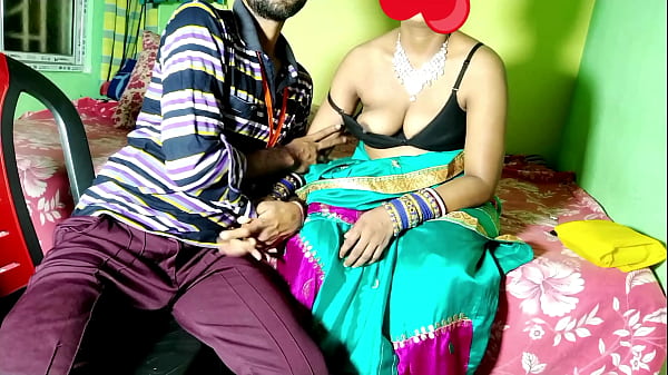 घर बुलाकर सहकर्मी टीचर के साथ जोरदार चुदाई, साफ हिंदी में गंदी आवाजें