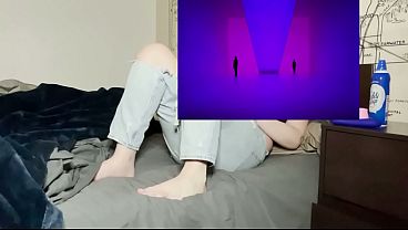 Watch This Milf In Ripped Jeans Get Off With A Vacuum Clit Sucker – Amateur Arabian Snowwhite