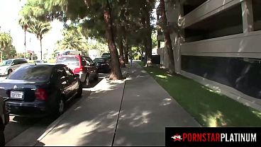 Blonde Slut Alexis Texas Chokes On A Massive Cock Like The Whore She Is