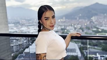 Watch From My Eyes As I Pound This Gorgeous Colombian Slut In A Fancy Hotel Room