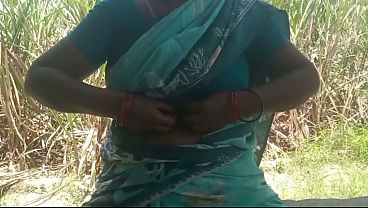 Indian Housewife Gets Fucked In A Guest House Outdoor