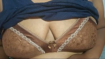 Indian Desi Stepmom Shows Me Her Hidden Treat When Nobody’s Home