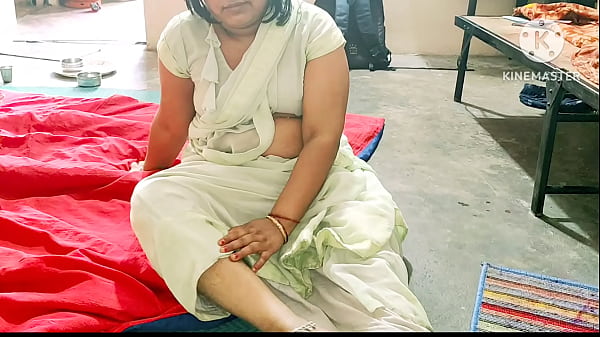 Indian Slutty Bhabhi Pounding A Young Boy’s Tight Ass