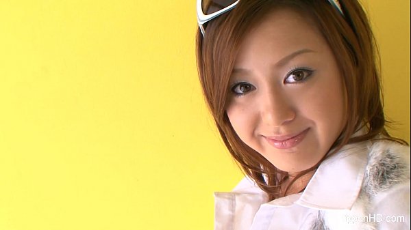 Japanese Teen Gets Herself Off, Moaning And Touching Her Wet Pussy