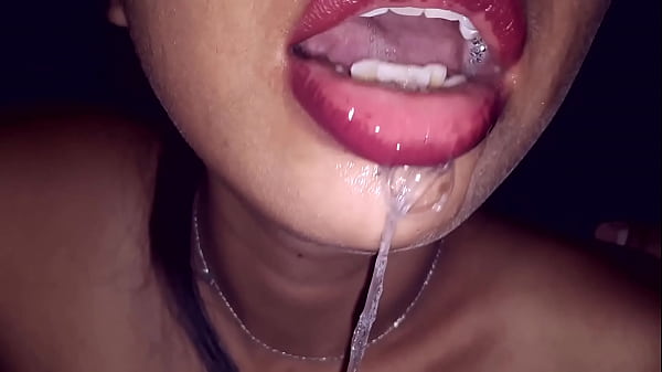 Suzy’s Mom Sucks Dick With Cum Inside And Spits Out All The Semen